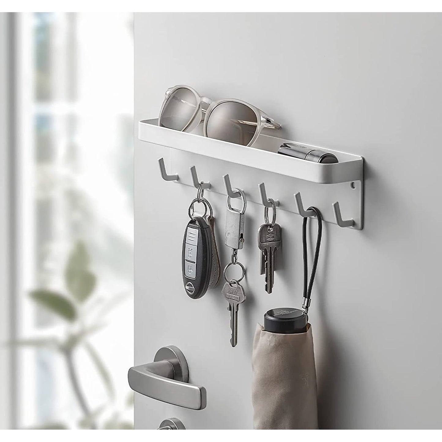High Quality Magnetic Key Rack with Tray One Size - White